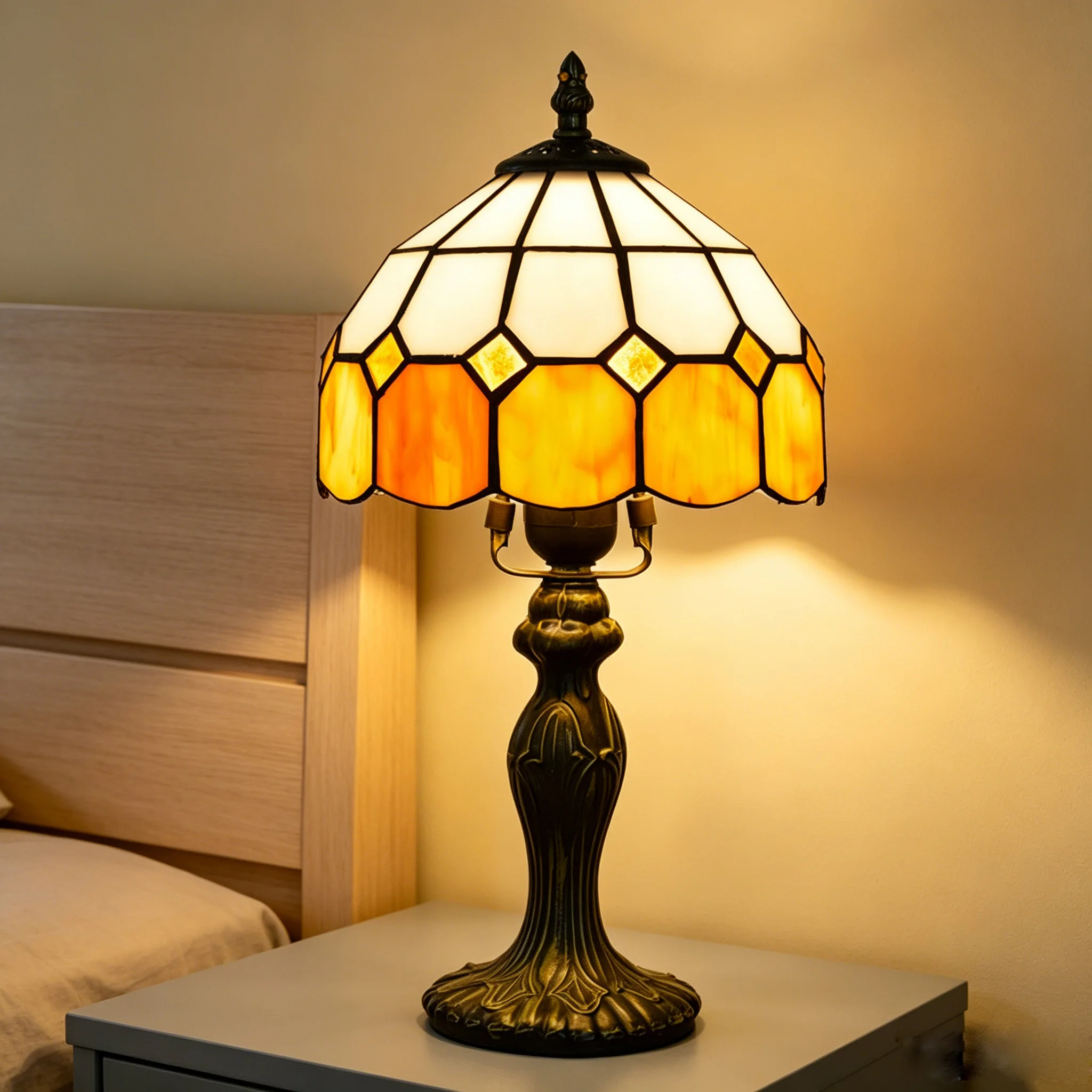 lampe-de-table-style-tiffany-lampe-de-chevet-style-mediterraneen-lampe-de-bureau-en-verre-teinte-de-8-pouces-pour-la-maison-le-bureau-la-chambre-a-coucher-le-salon