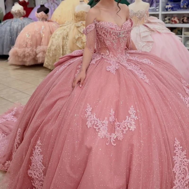 

Shiny Pink Quinceanera Dresses Off the Shoulder Sequins Crystal Decal Lace Long tail Bow Vestidoe 15 Quinceanera Customize