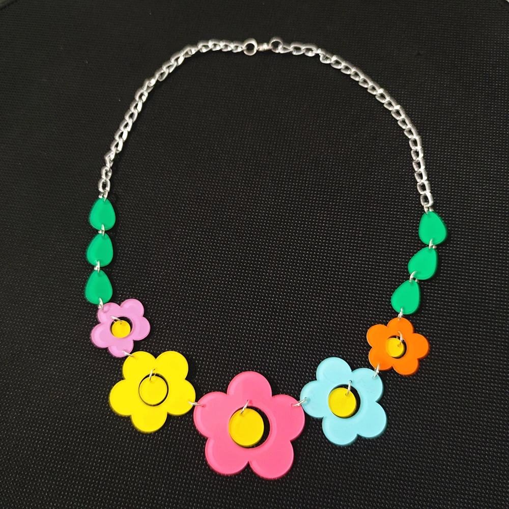 KUGUYS Fashion 2 Style Acrylic Colorful Flowers Pendant Necklace for Women Trendy Jewelry Accessories