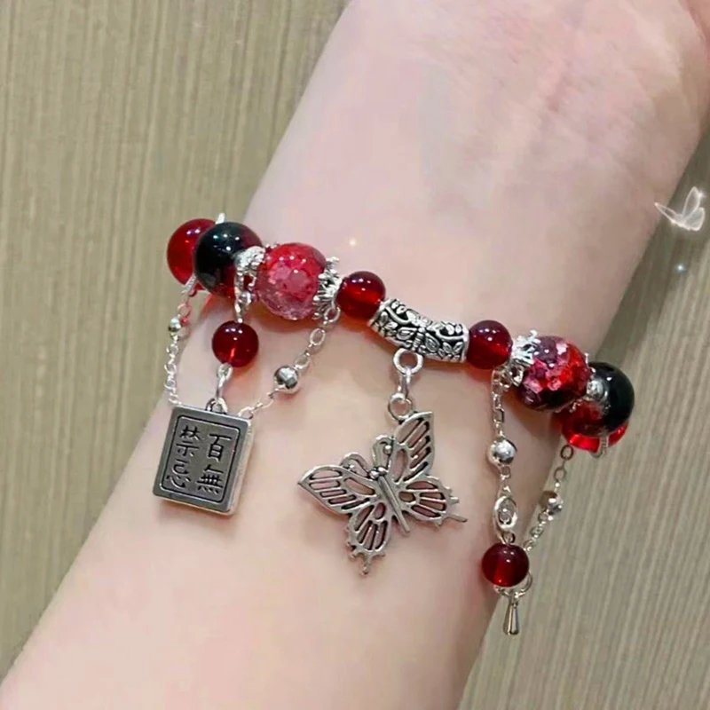 Rotes Perlen armband im chinesischen Stil für Frauen, die Schmetterlings quasten ketten anhänger armbänder mit dunklem gotischem Schmuck – Detail 3