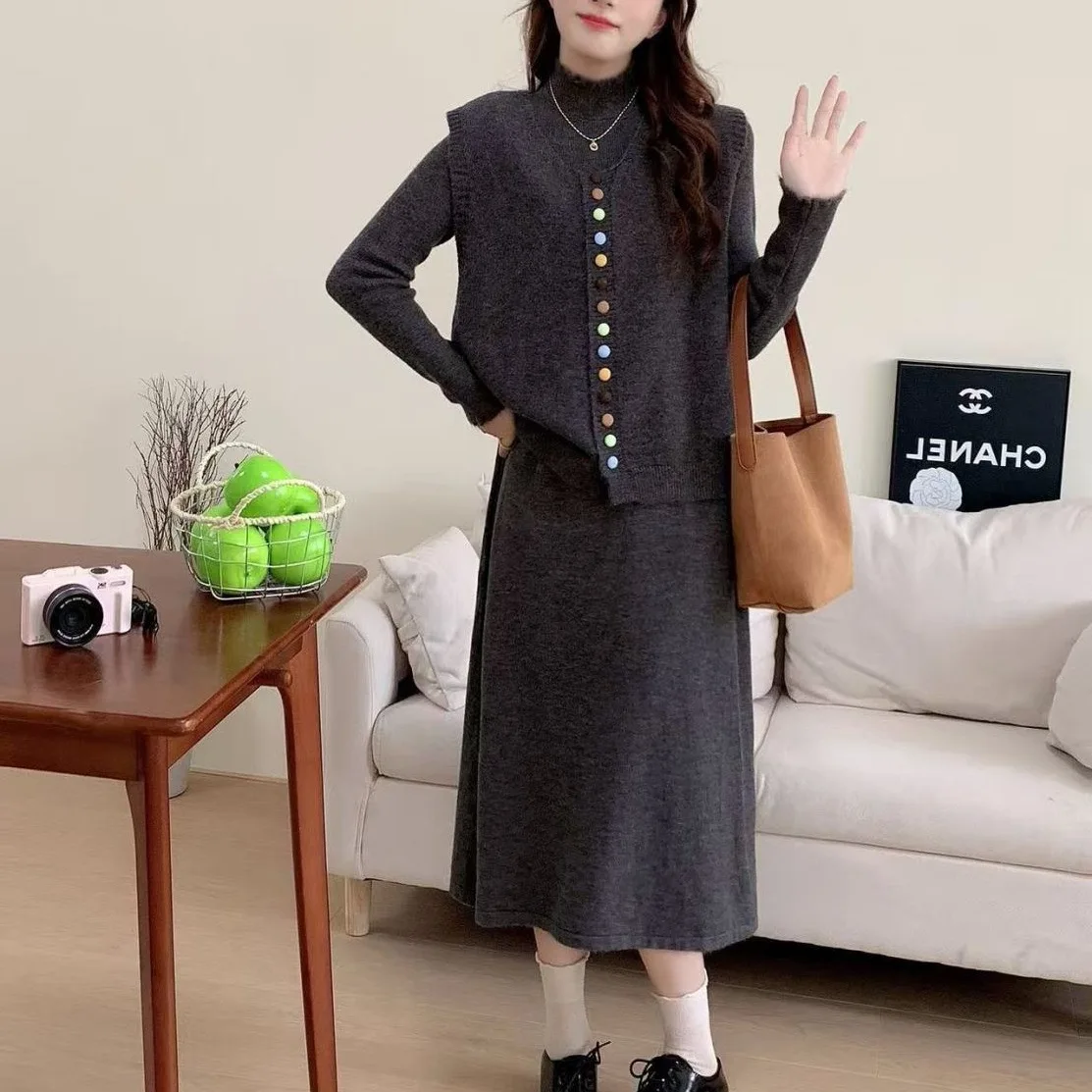 Color Buckle Retro Western-style Cardigan Vest+dress Knitted Set 2025 Autumn/winter New Korean Version Two-piece Set