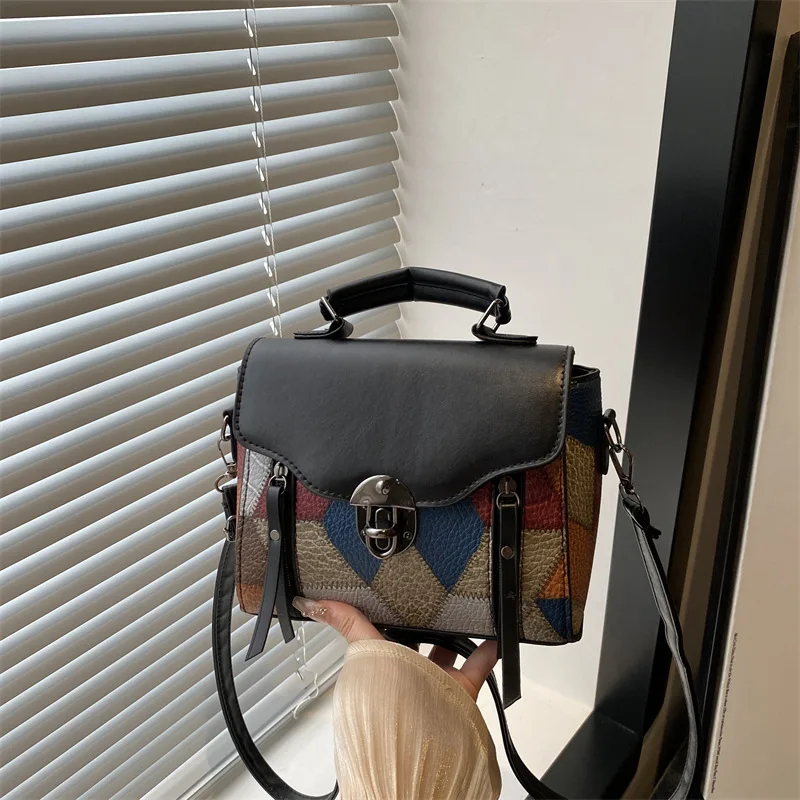 حقيبة كتف كلاسيكية من الجلد الطبيعي لعام 2025 للنساء، محفظة كروس أنيقة غير رسمية، خالدة ومتعددة الاستخدامات للغاية ​