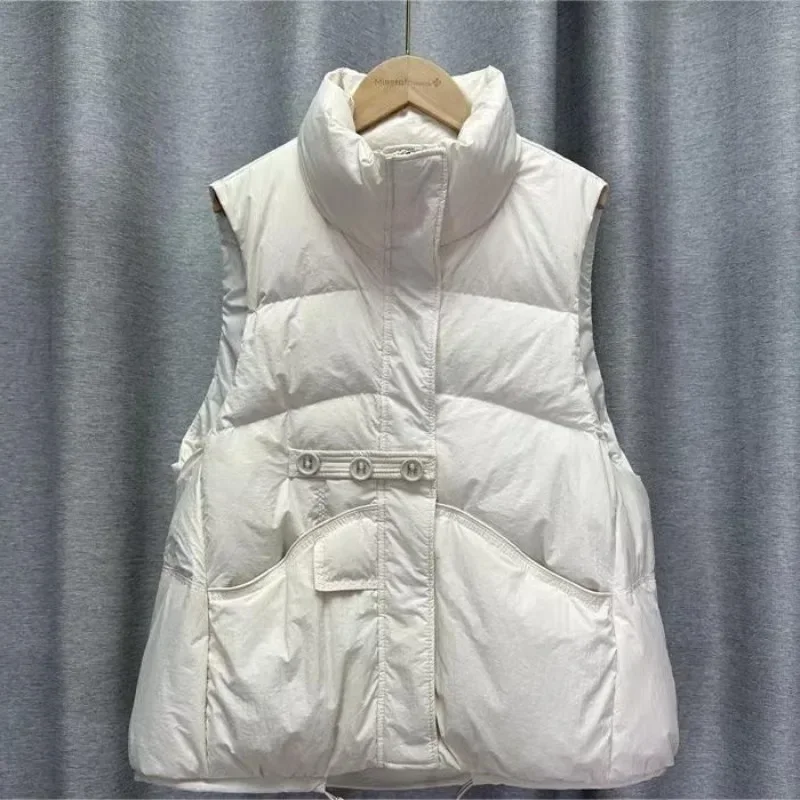 Three Button Decoration Women's Down Vest 2024 New Lightweight and Loose Small Fashionable Versatile White Duck Down Warm Jacket