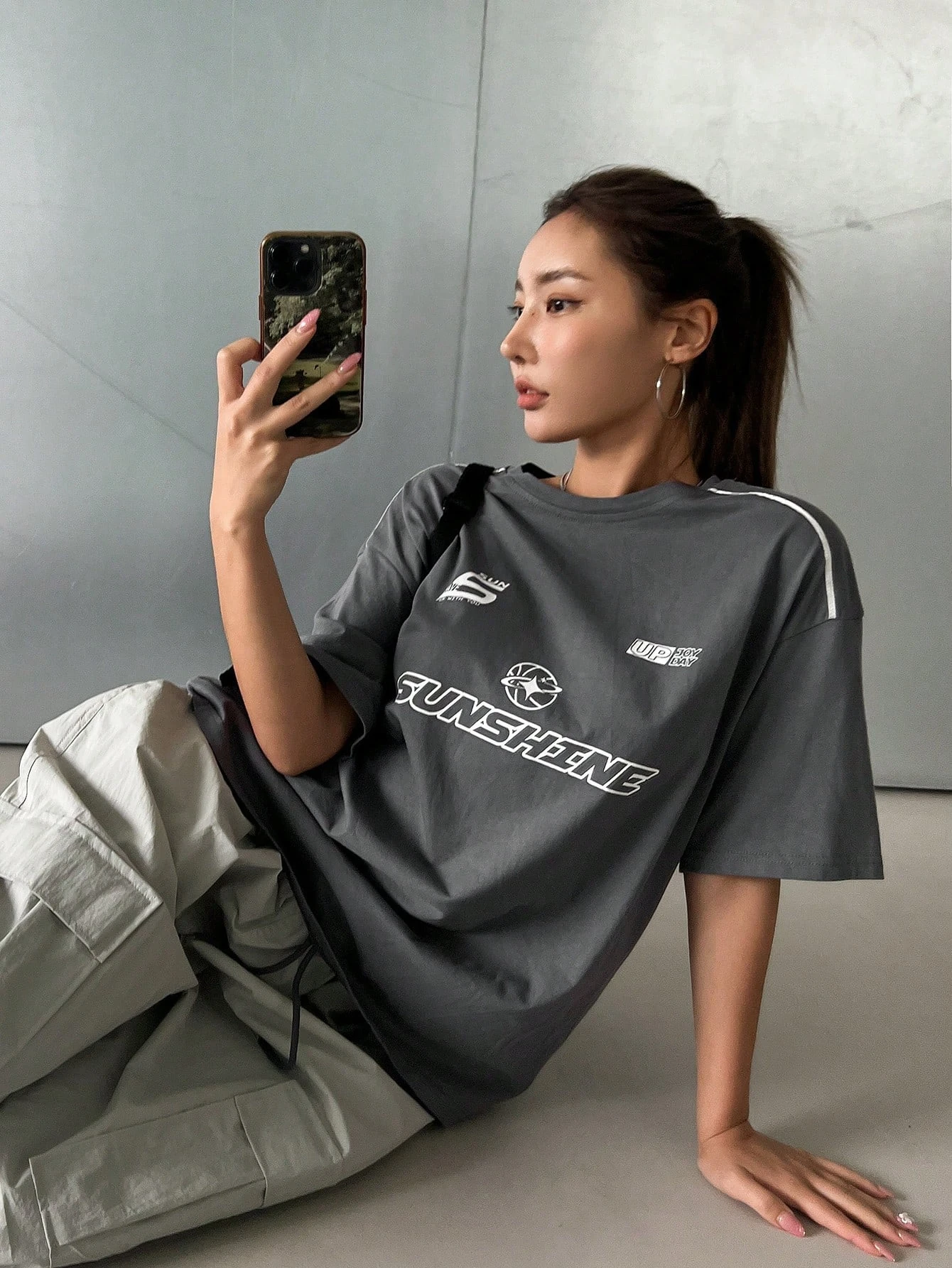 تي شيرت DAZY Letter Graphic Drop Shoulder تي شيرت كبير الحجم ملابس الشارع الشهير Preppy #3