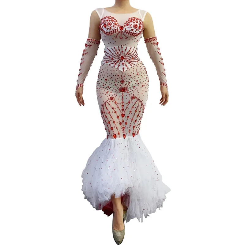 เพชรชุดวันเกิดหัวใจสีแดงเพชรTulleเสื้อกั๊กFishtailชุดวินเทจแฟชั่นVestidos De Gala De Noche Party Dresses