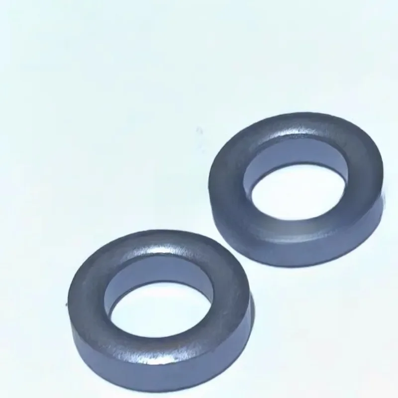 FT82-43 Американское радиочастотное ферритовое магнитное кольцо FT-82-43, размер 21x13,2x6,35 мм, магнитная проницаемость 850 FT82-43 Американское радиочастотное ферритовое магнитное кольцо FT-82-43, размер 21x13,2x6,35 мм, магнитная проницаемость 850