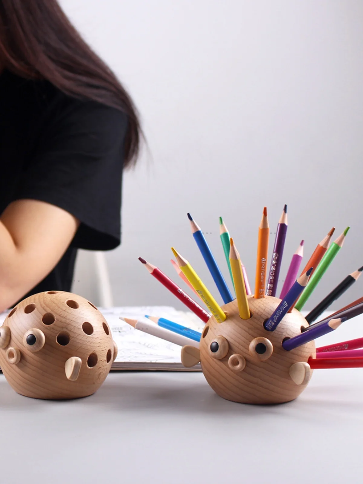 Simple Wooden Home Decoration Dolphin Shape Pen Holder Desktop Cute Slanted Insertion Style Children's Gift Business Supplies