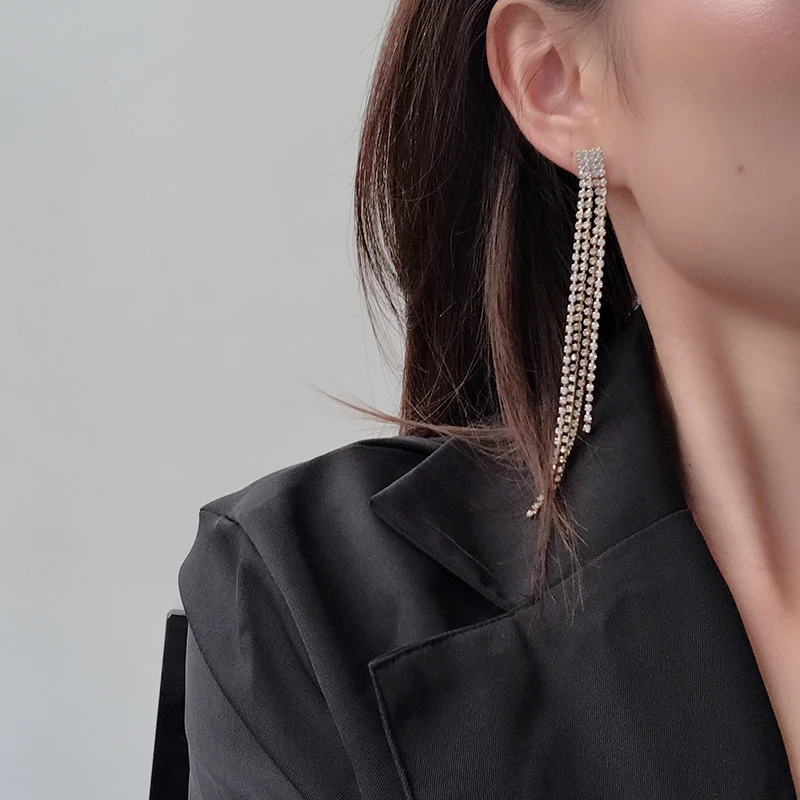 Minimalist Luxury Colorful Rhinestone Long Tassel Clip on Earrings for Women Bridal Non Pierced Dangling Earrings Party Jewelry