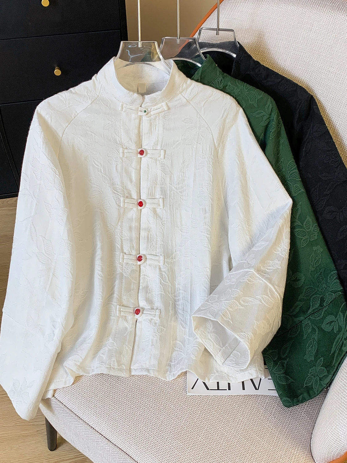 New Chinese Style Loose Women's Jacket Spring 2026 Vintage Outerwear Top Cotton Linen Blend Warm Travel Friendly