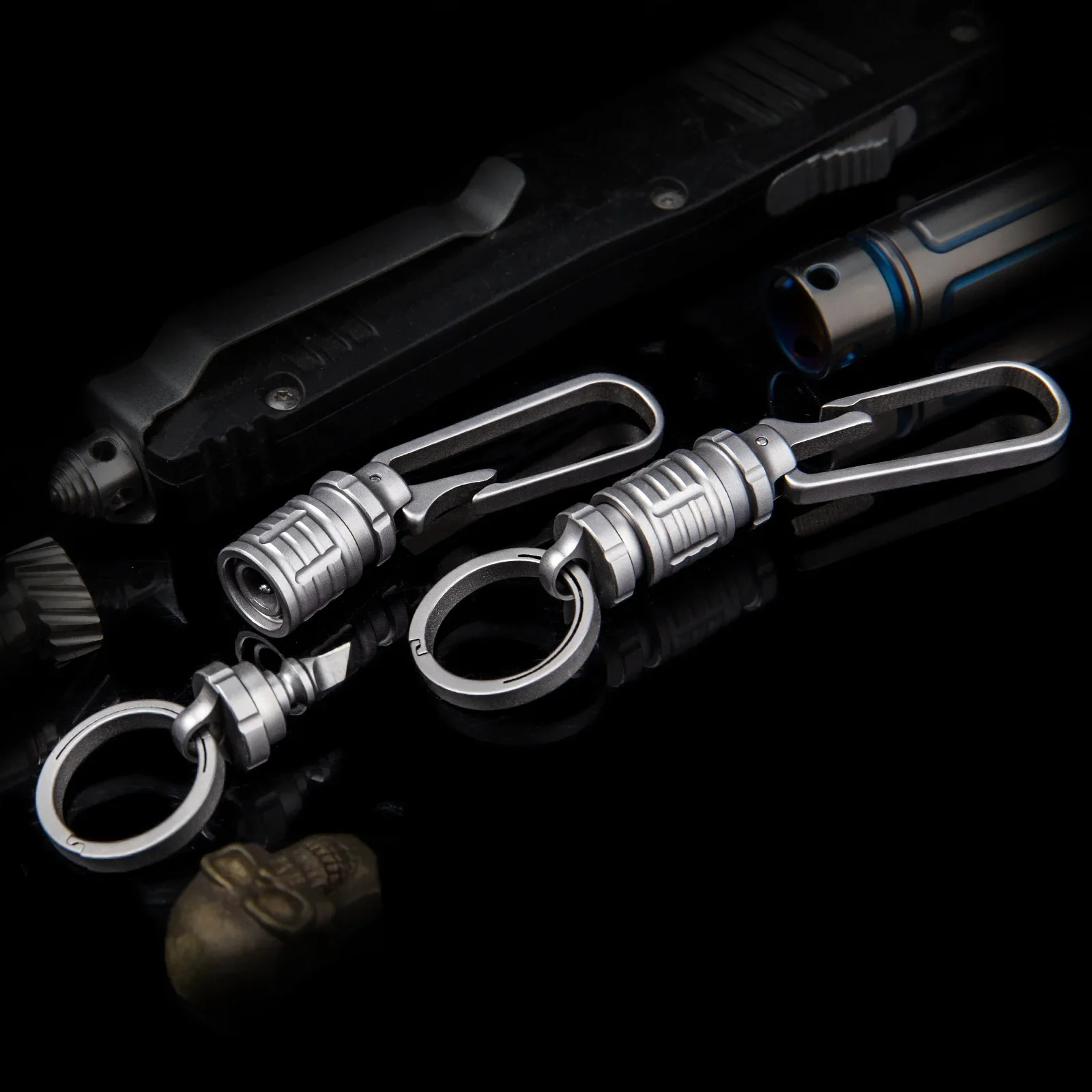 JINLITitanium Alloy Car Keychain Quick Release Key Ring with Sharp Knife EDC