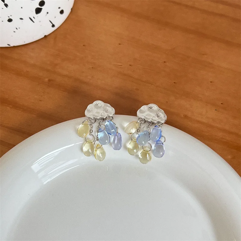 Silver Color Cloud Water Drop Tassel Earrings Summer New Fashion Crystal Raindrop Cloud Shaped Earrings for Women Party Jewelry