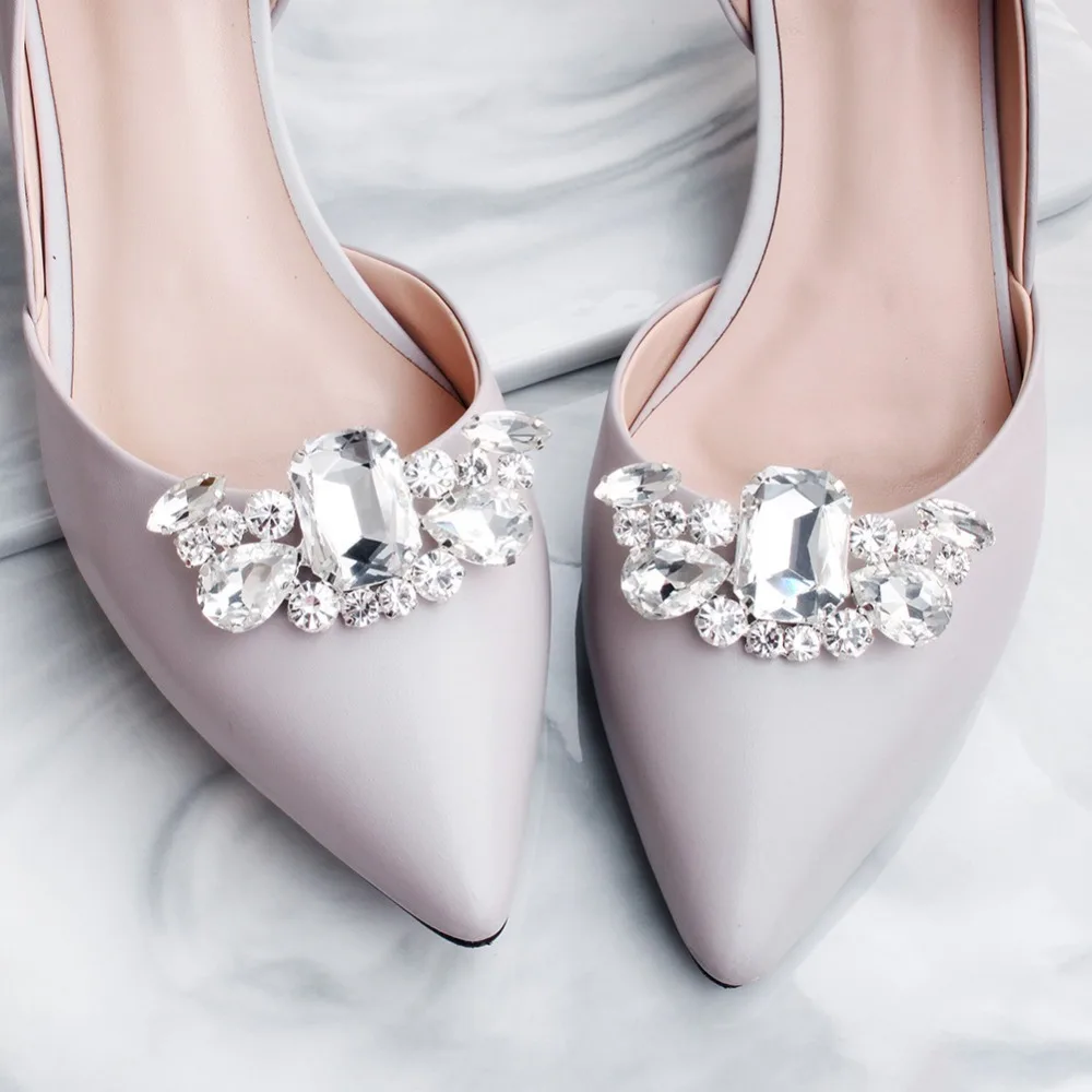 

1pair DIY Removable Lady Shoe Clips Shoes Flower Pearl Wedding Bride Shoes Decoration Rhinestones Shoe Buckle