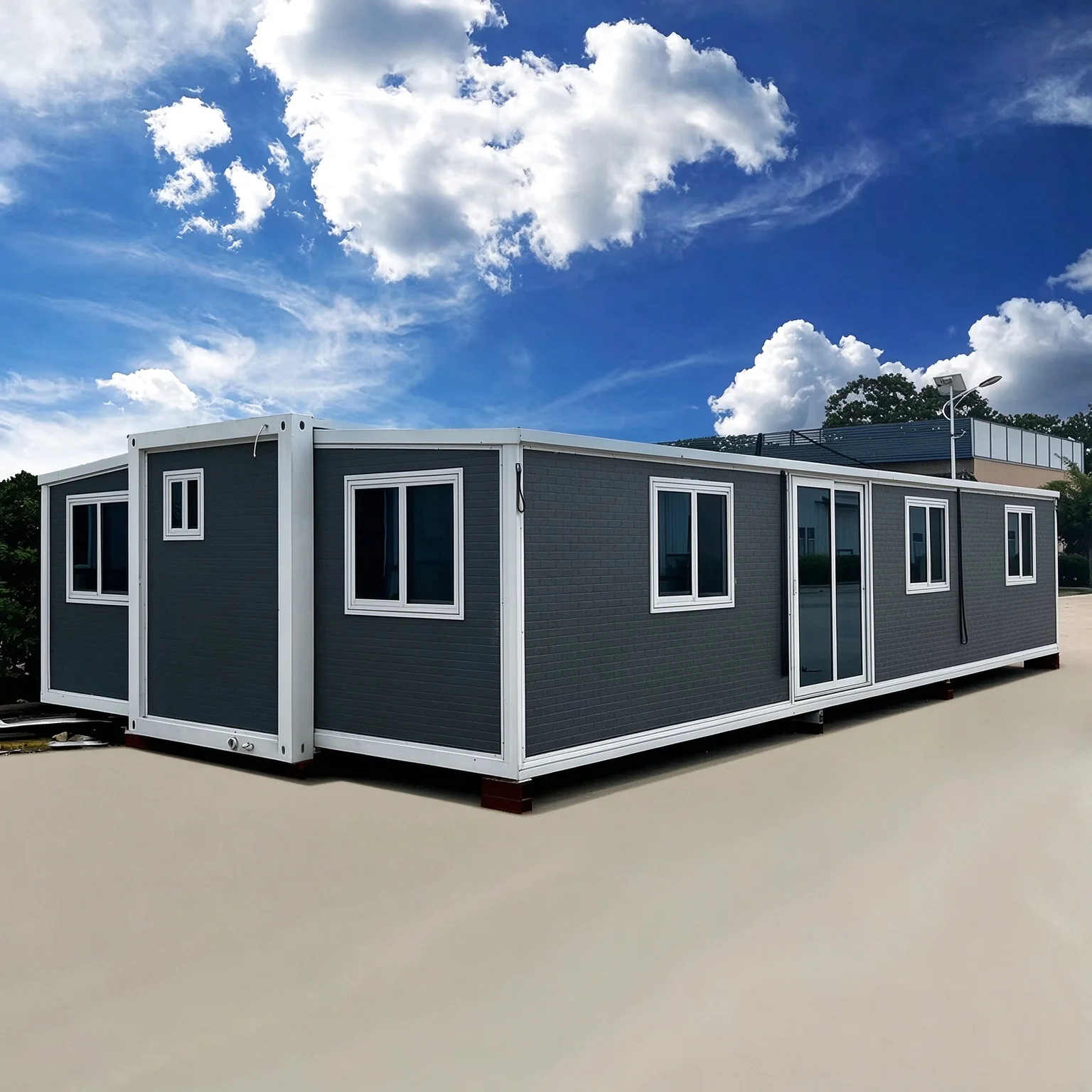 Extendable Modular Container House 40ft Customizable Sandwich Panel Home for Homestay Short Term Rental Prefab Villa