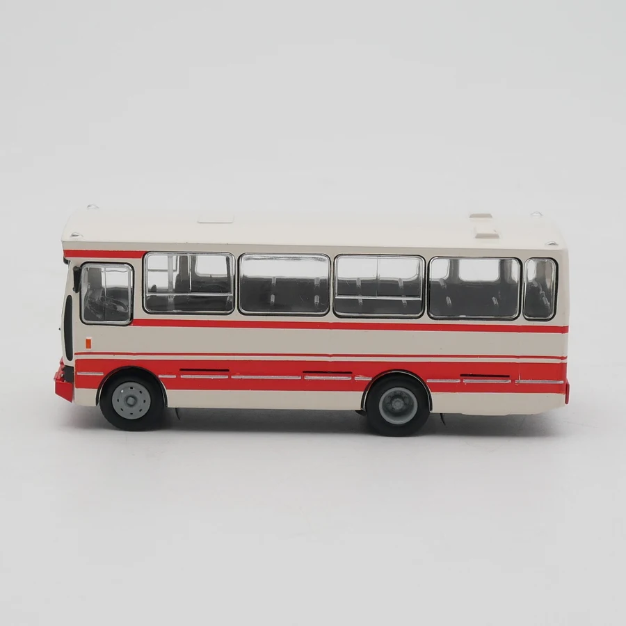 Modelo de autobús Ist JELCZ 080, autobús de Polonia, coche de aleación, exhibición de colección de coches de juguete, 1:72