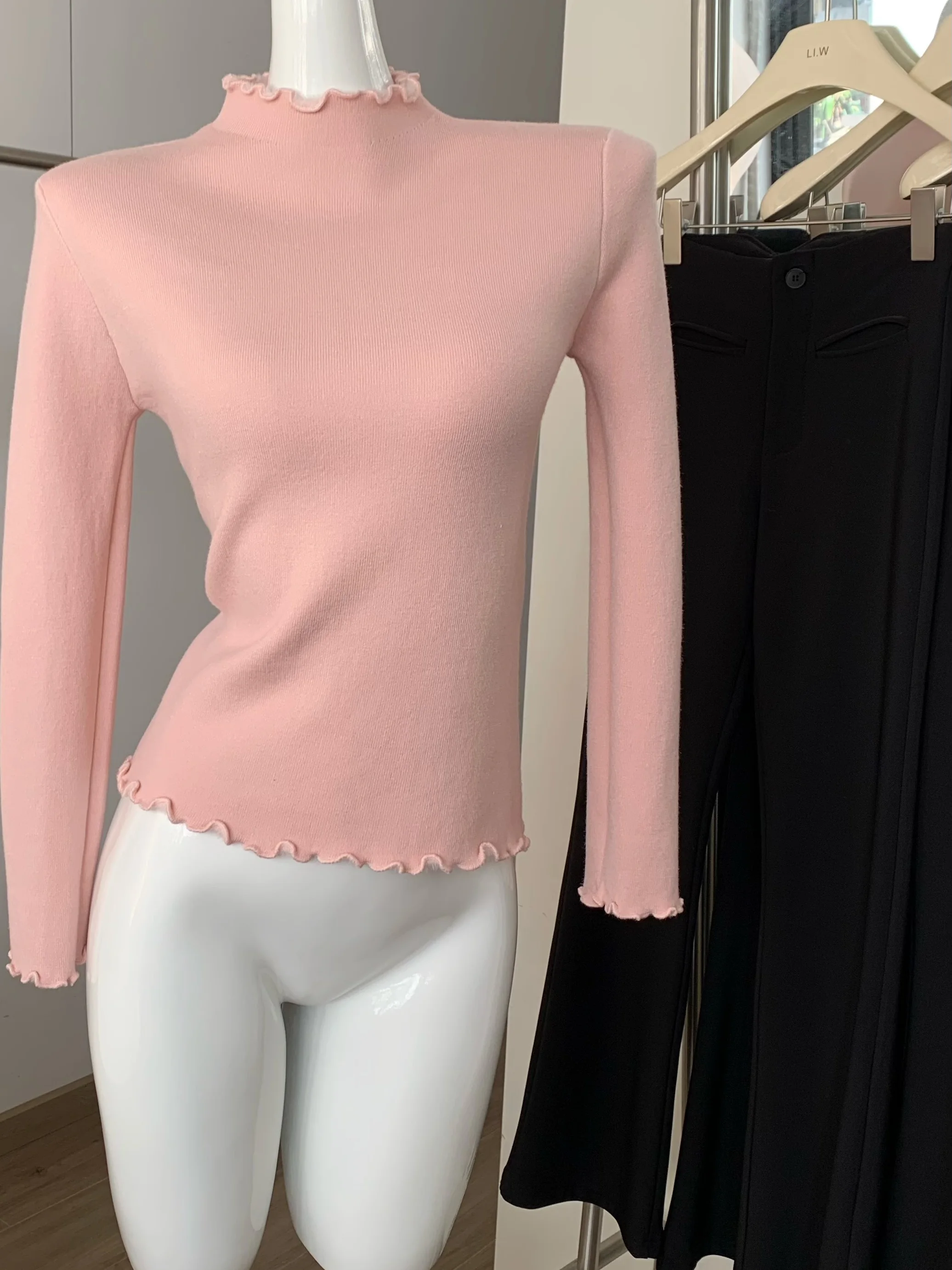 

Pink Ruffle Collar Fce Lined Knitted Base irt Winter New Simple Daily Versatile Velvet Knitted Turtlene Base...