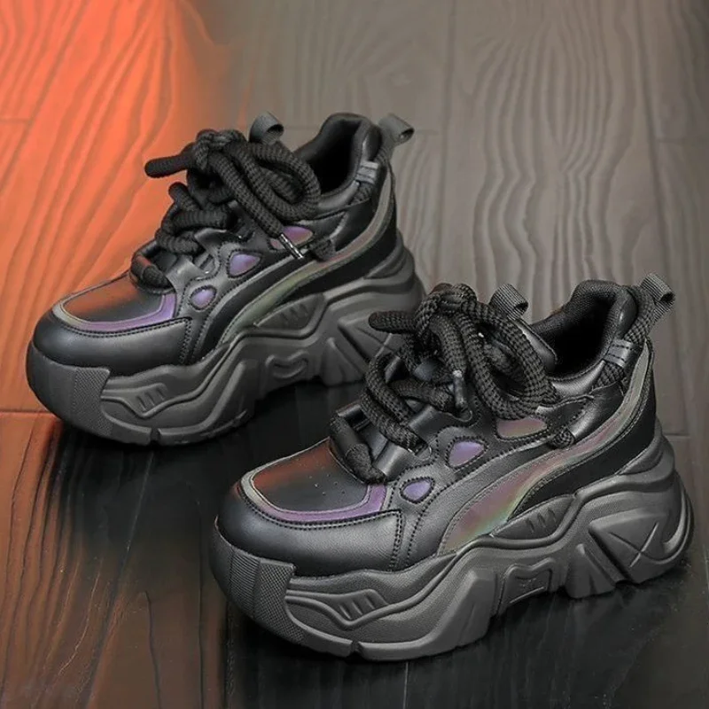 

2025 Trendy Dad Shoes for Women 8cm Thick Sole Platform Sneakers Ins Style Casual Footwear with Ankle Support Non Slip Traction