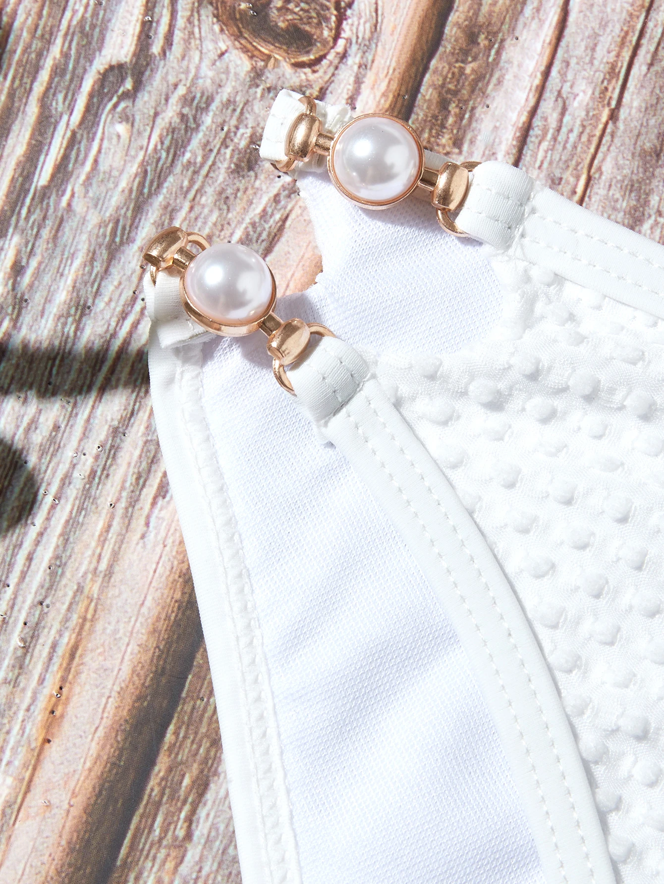 المرأة الصيف Beachwea مثير اللؤلؤ مزين انقطاع التفاصيل العصابة بيكيني مجموعة قطعتين الاستحمام الدعاوى