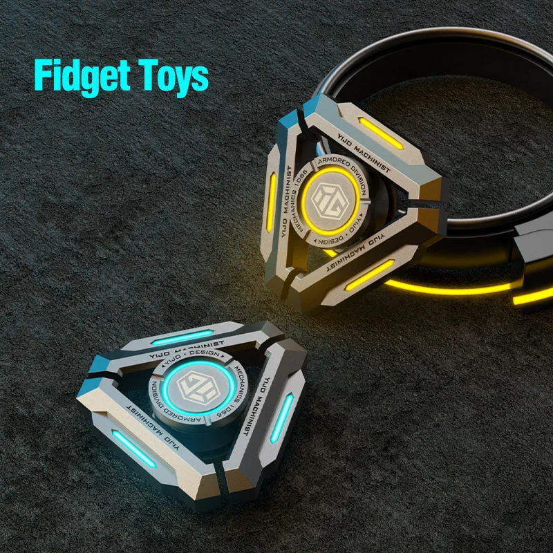 Triangolo in metallo Fidget Spinner Giroscopio portatile Spinner brilla al buio EDC Giocattolo antistress Giroscopio per adulti per bambini