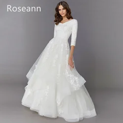 Robe de Mariée Musulmane Personnalisée, Ligne A, Col en V, Appliques, Traîne en Brosse, Tulle, Satin, Complet
