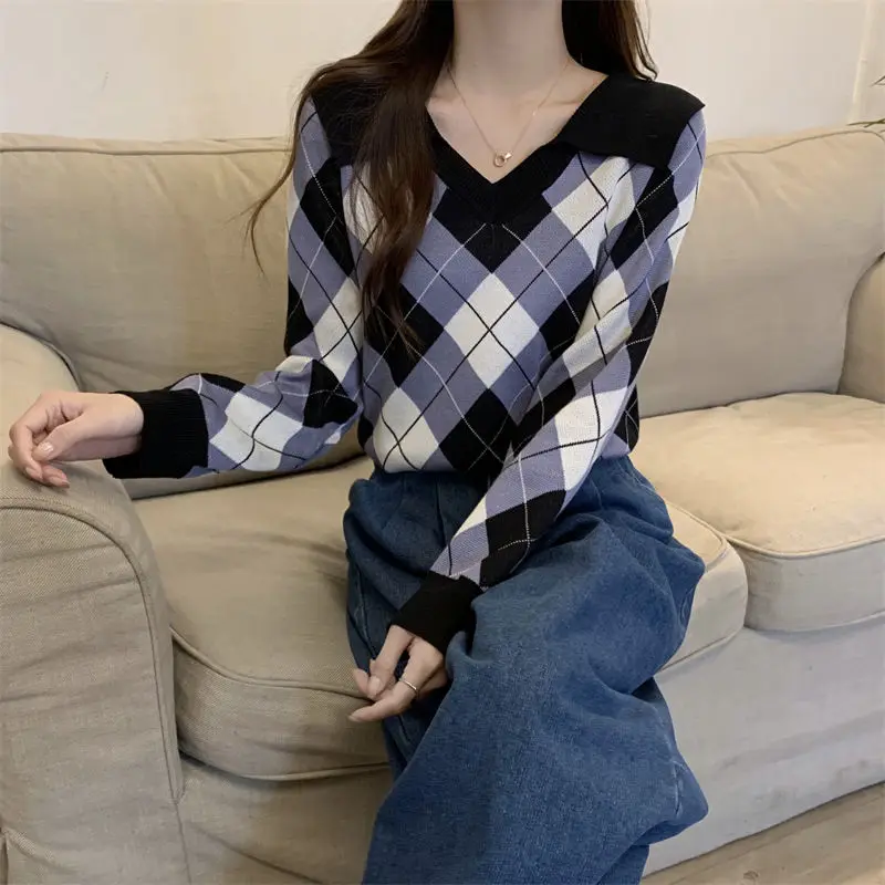 Women's Clothing Fashion Temperament 2023 Autumn and Winter New Commuter Versatile V-neck Long Sleeve Oversize Plaid Pullover