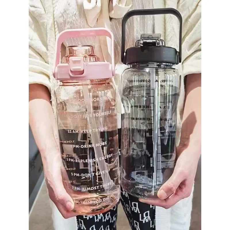 أكواب مياه رياضية أنيقة رائجة البيع للأنشطة الخارجية، مناسبة لعمال المكاتب