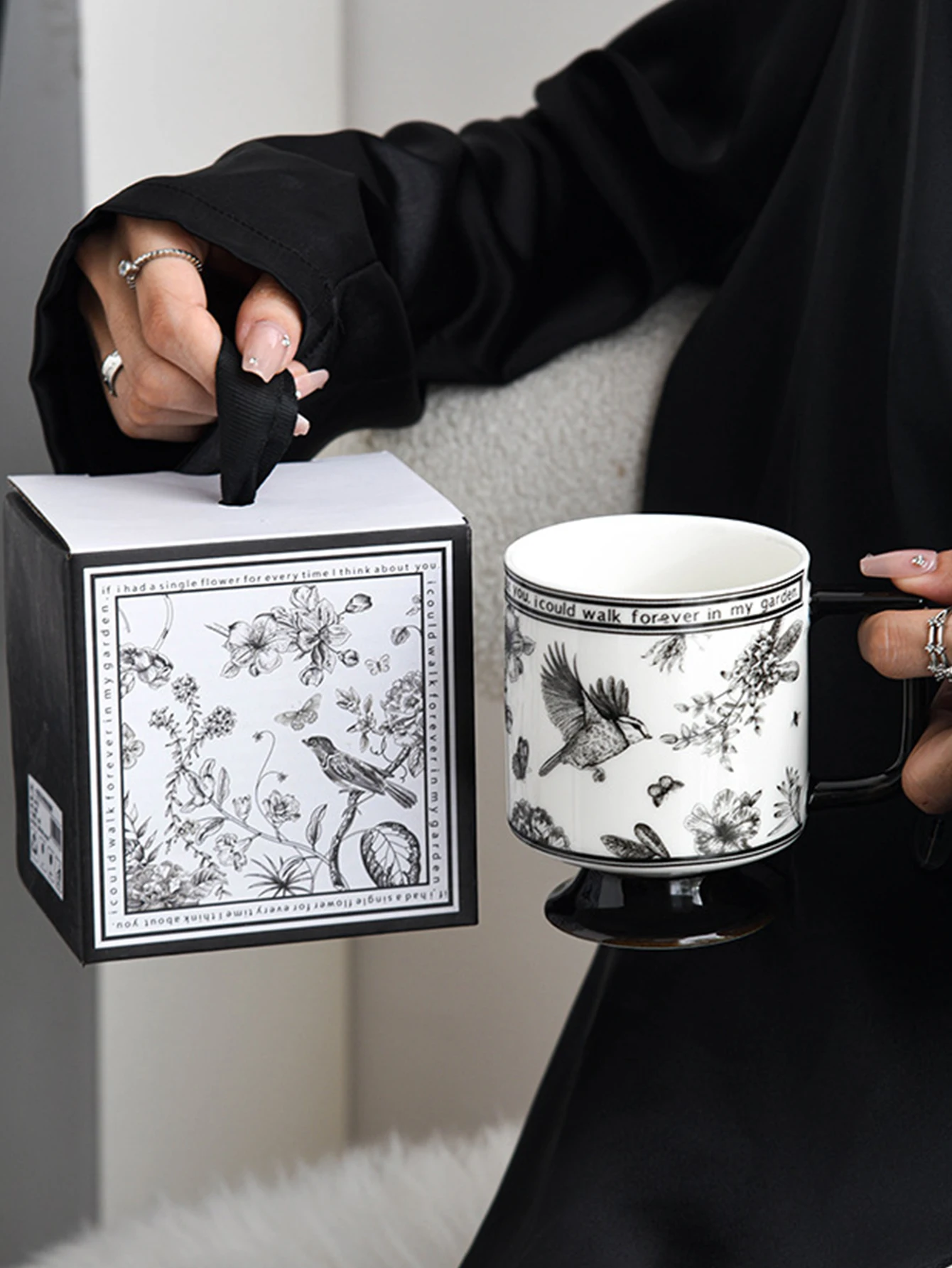 Taza de café de cerámica retro Pinellia