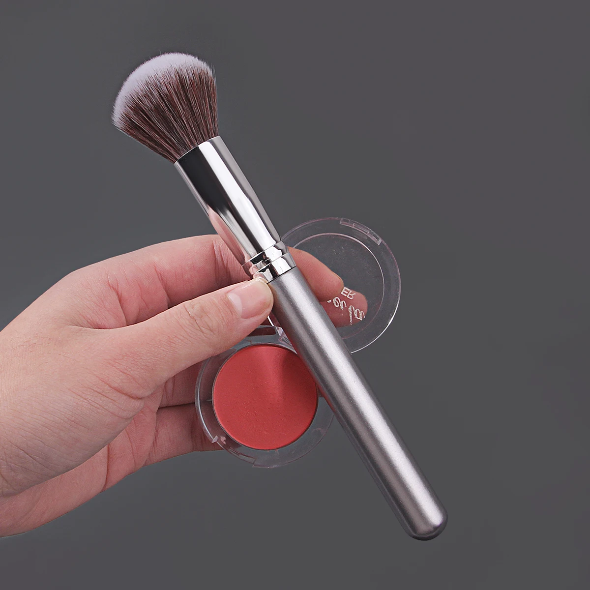1 piece silver loose brush setting honey brush beginner's wooden handle soft bristle portable makeup brush beauty tool