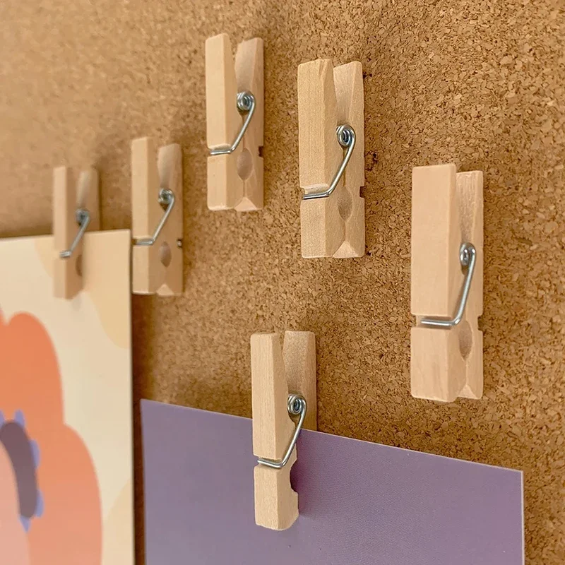 50 Teile/schachtel Holz Clip mit Pin Bunte Foto Holz Clip Filz Bord Kork Wand Dekoration Push Pin Büro Schreibwaren
