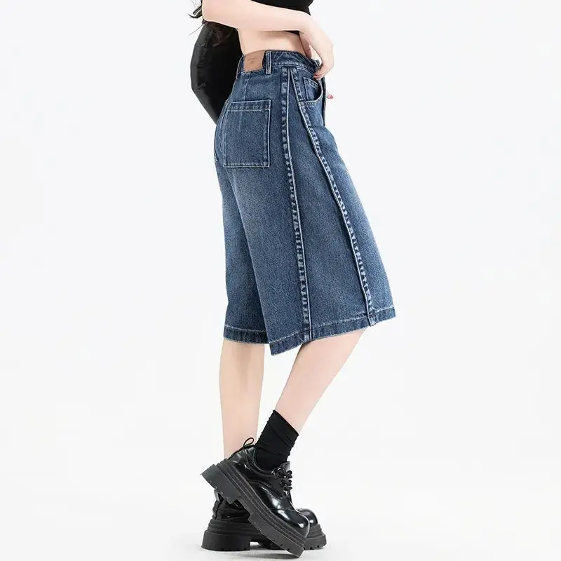 جينز صغير رفيع عالي الخصر للنساء مقاس كبير فضفاض مستقيم جديد خمس نقاط سروال رفيع جودة عالية ومستوى مظهر عالي