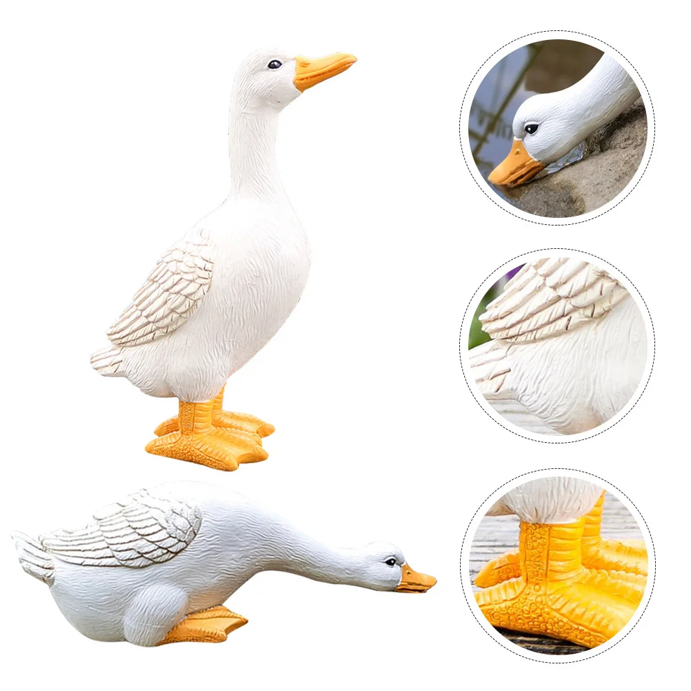 

2Pcs Resin Duck Garden Decorations Cartoon Animal Sculptures Indoor Outdoor Pool Yard Photo Props Landscape Ornaments
