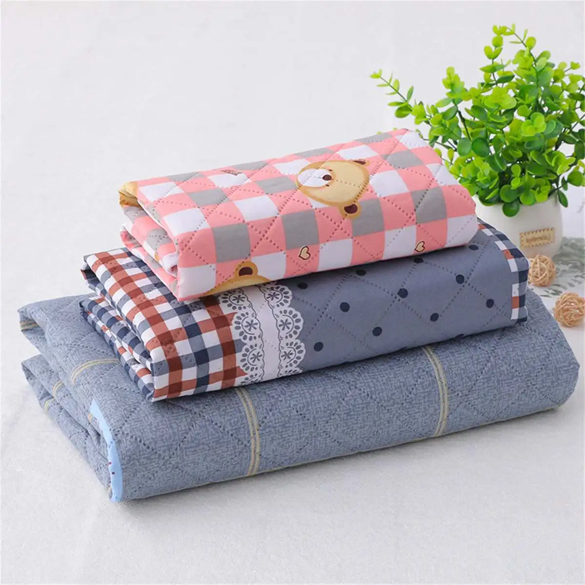 7 Size 3 Type Washable Incontinence Bed Pad Reusable Absorbent Wetting Sheet Protector Dry Mat  Incontinence Pad for Bed