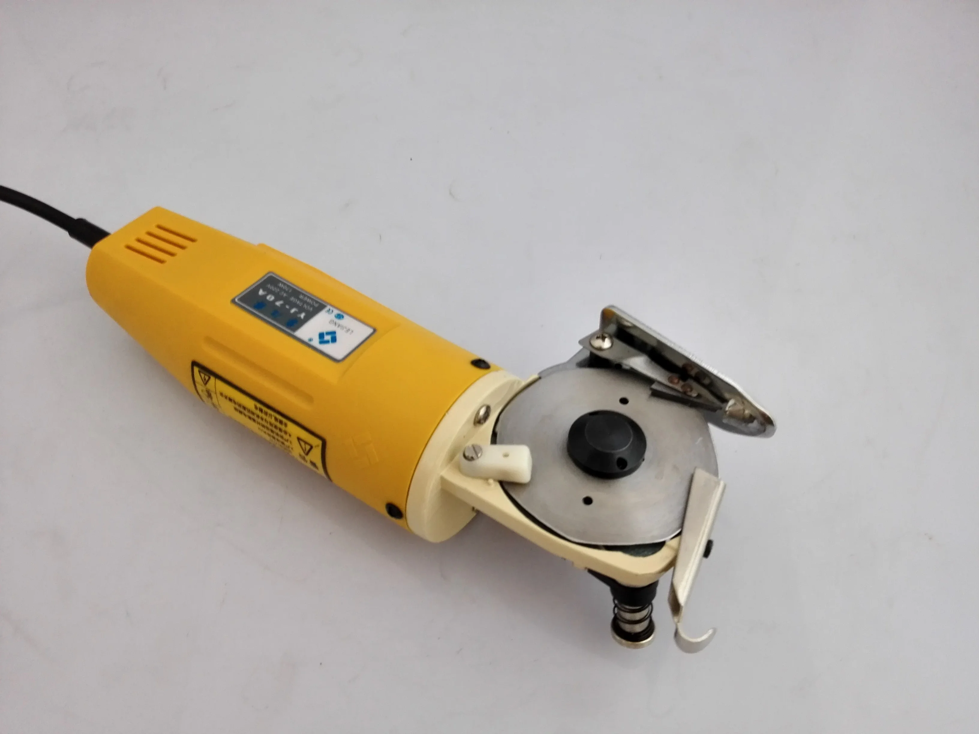 

YJ-70A type Electric Cloth Cutter Fabric Round Knife Cutting Machine Blade Diameter 70mm , Carpet floor mat leather cutting