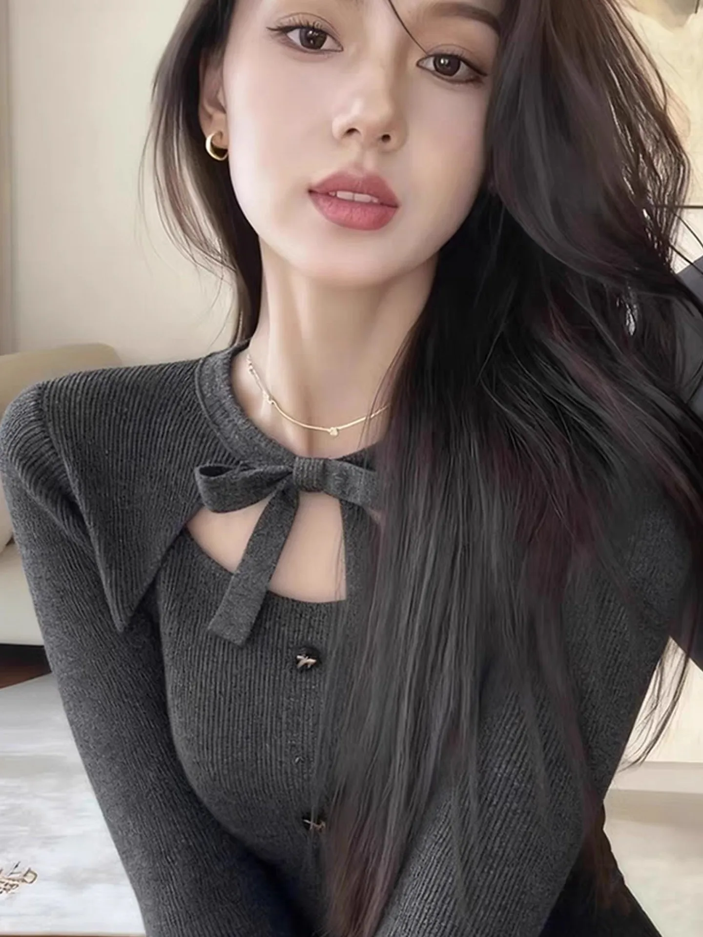 Bla جولة Ne محبوك سترة الجوف خارج تصميم سليم صالح طويل Sve المرأة الخريف الشتاء Faion مثير أعلى عقدة