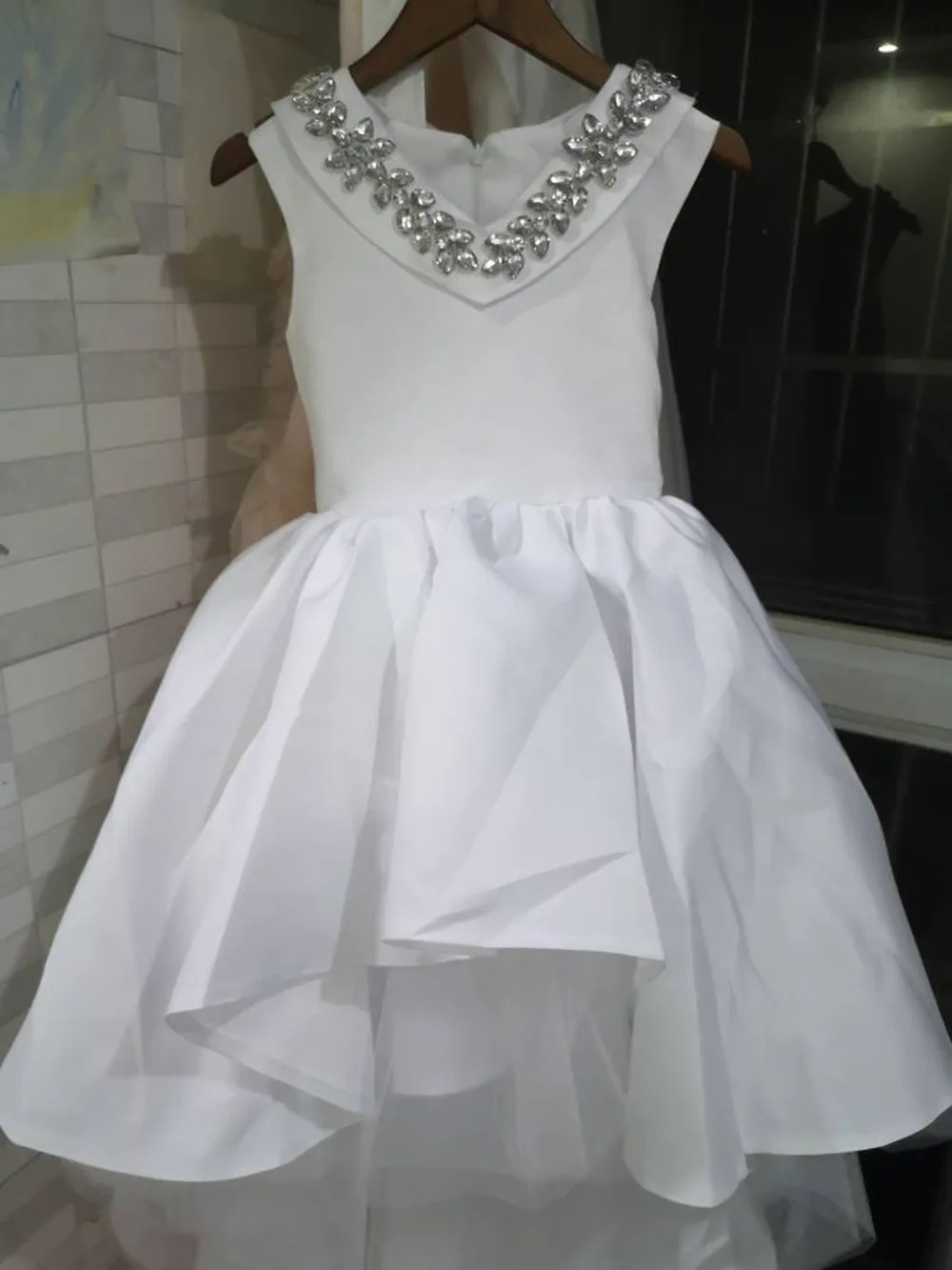 White Lace Flower Girl Dresses V Neck Sash Tulle Pageant First Communion Dresses Prom Ball Gown Princess Baby Girl Party Dresses