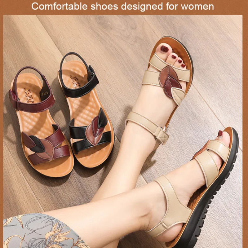 women\'s summer sandals Non-slip soft sole PVC Shoes Female Casual Breathable flat Beach sandals for The Middle-aged and Elderly