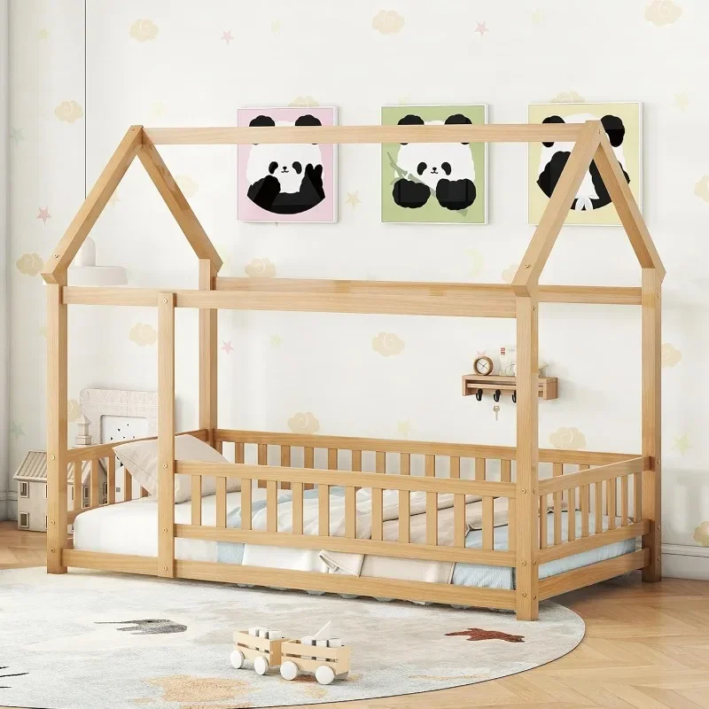 Twin size huisframe houten Montessori-vloerbed met hek voor kinderen, 70,5 cm L x 44,8 cm B x 66,2 cm H, natuurlijk