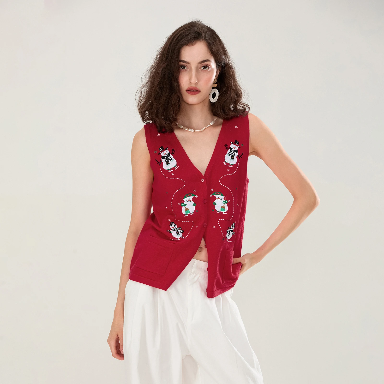 Combhasaki Women's Y2K Christmas Cartoon Embroidery Sleeveless Sweater Vest Button-down V Neck Knitwear Tank Tops with Pockets