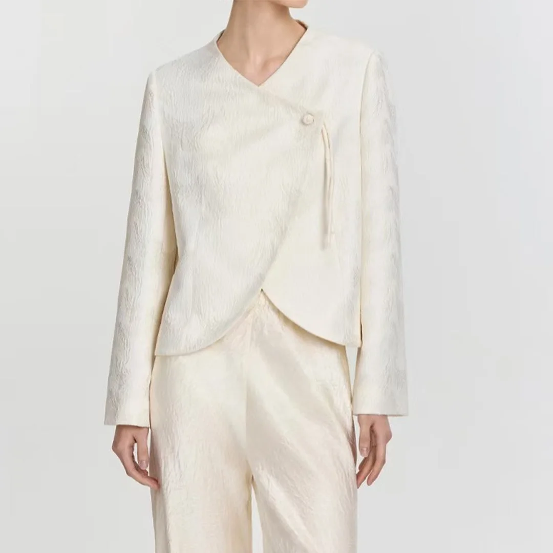 

2025 Spring Fashion Chinese-Style Long-Sleeved Suit