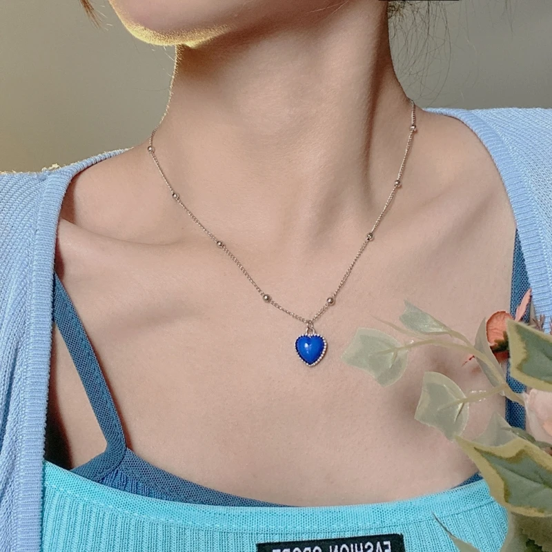 Temperature-sensitive Color-changing Heart Necklace Girls Temperament Chain N2UE