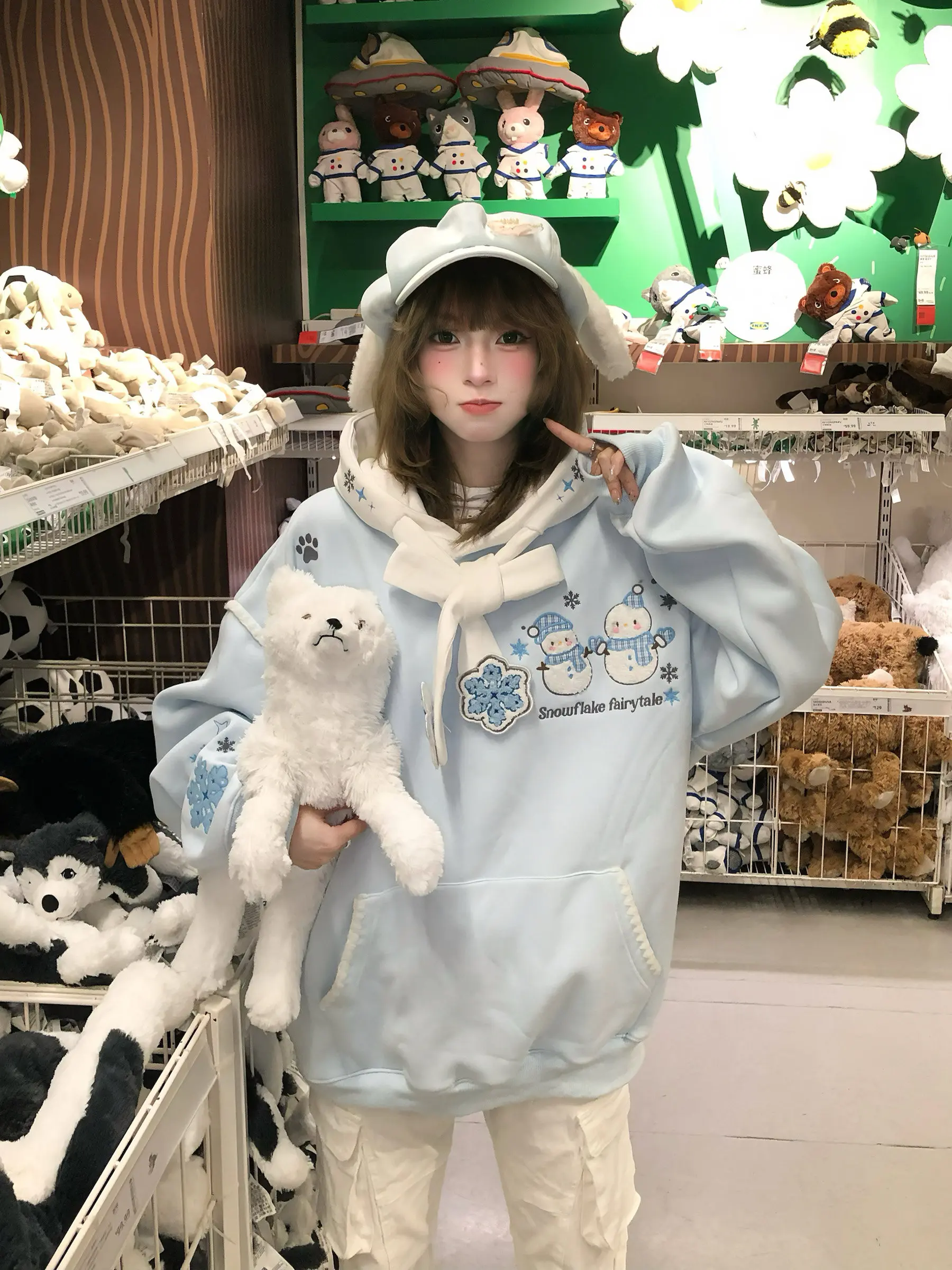 

Оригинальная женская свободная толстовка с капюшоном и вышивкой, с узором снеговика и снежинок, коллекция Весна 2026
