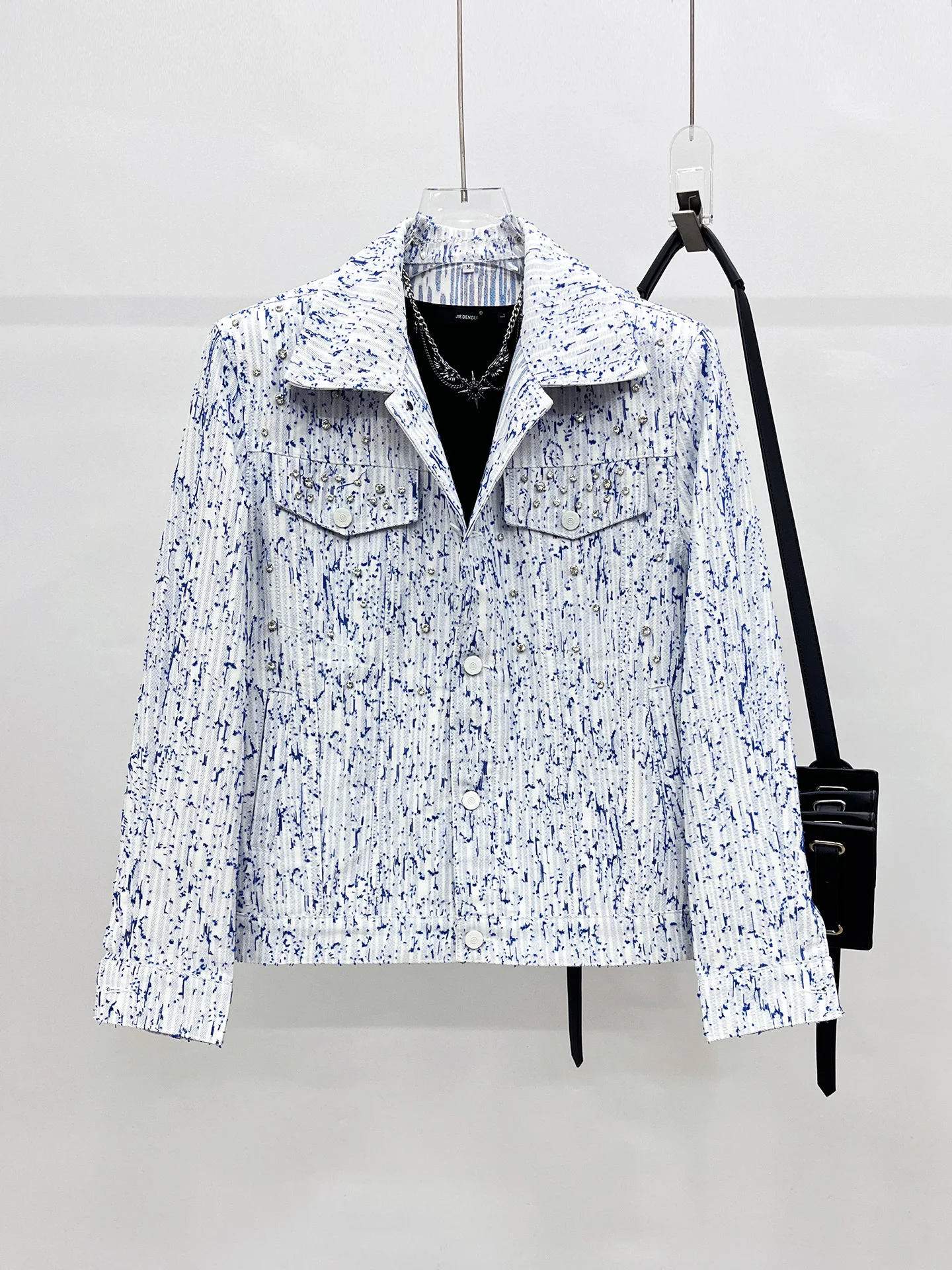 

Korean Sle Versatile Haome ort Jeans Jaet Men's Faion oulder Pad Design Sensation Diamond Decoration Outerwear