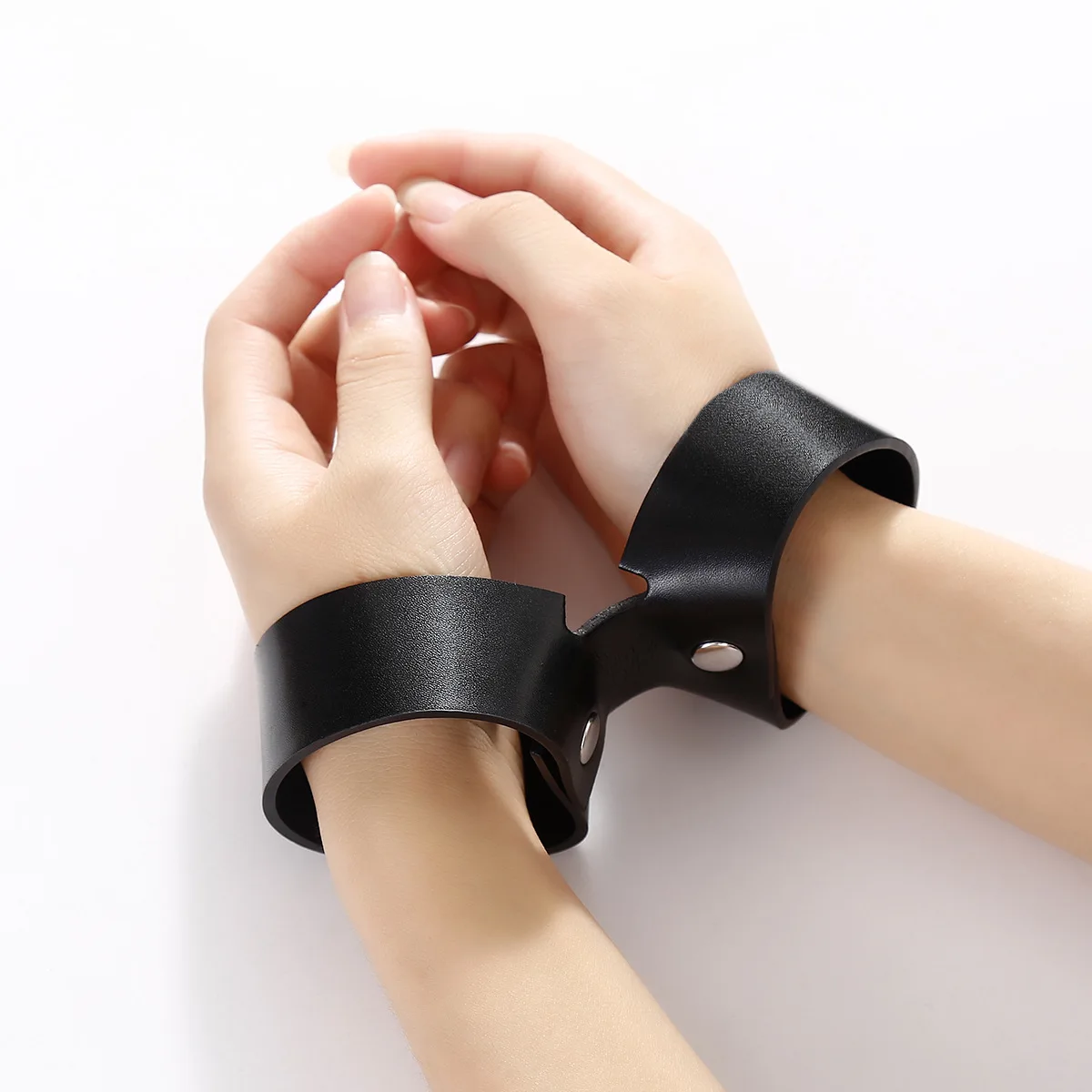 Leather Handcuffs Multi DJ Stage Decoration Leather Bracelet Suitable For Halloween Party Stage Performance Role-playing Props