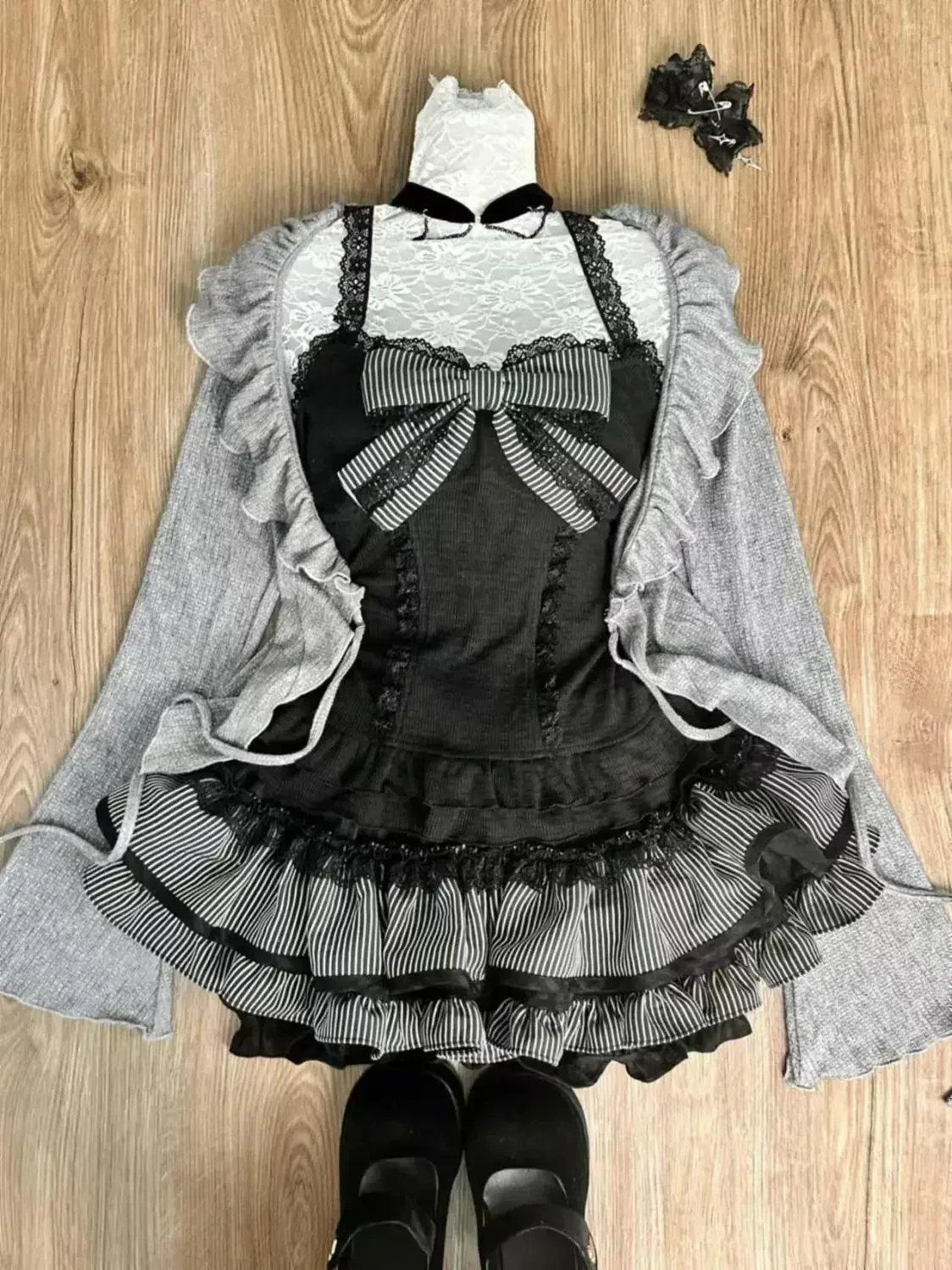 Süße Lolita-Strickjacke mit Schnürung und Rüschen, sexy Slim-Fit, trägerlose Weste, Tops + Faltenrock mit hoher Taille, dreiteilige Früherbst-Sets