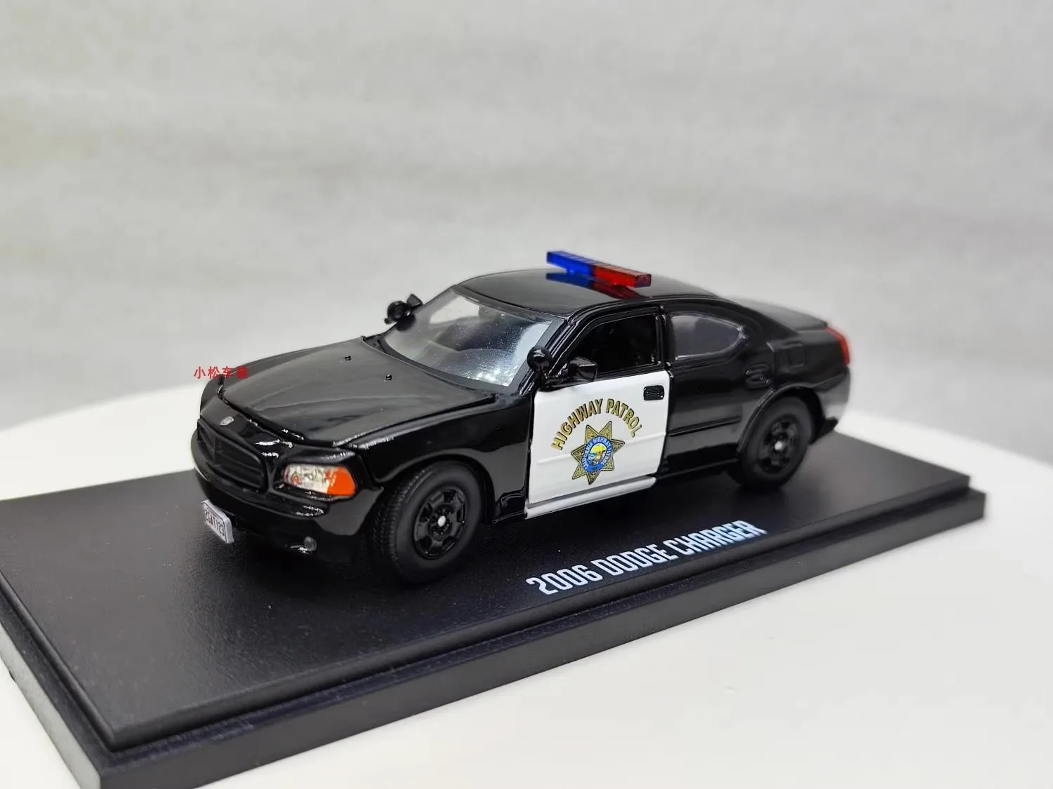 1:43 2006 Dodge Charger California Highway Patrol Diecast Metal Alloy Model Car Toys For Gift Collection