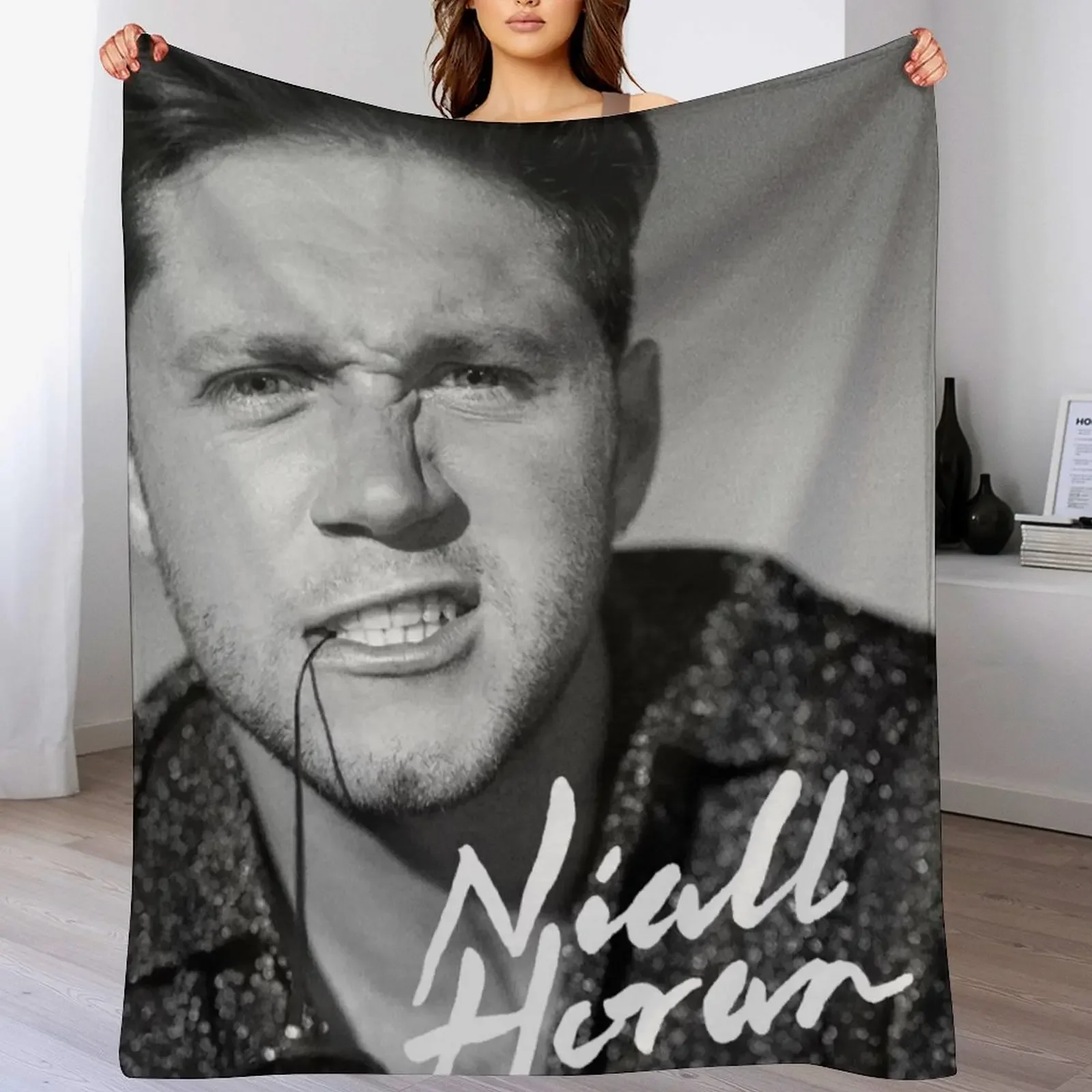 Sevennal Niall Nice To Meet Ya North American Tour 2020 Throw Blanket Summer Cool Breathable Blanket for Sleeping