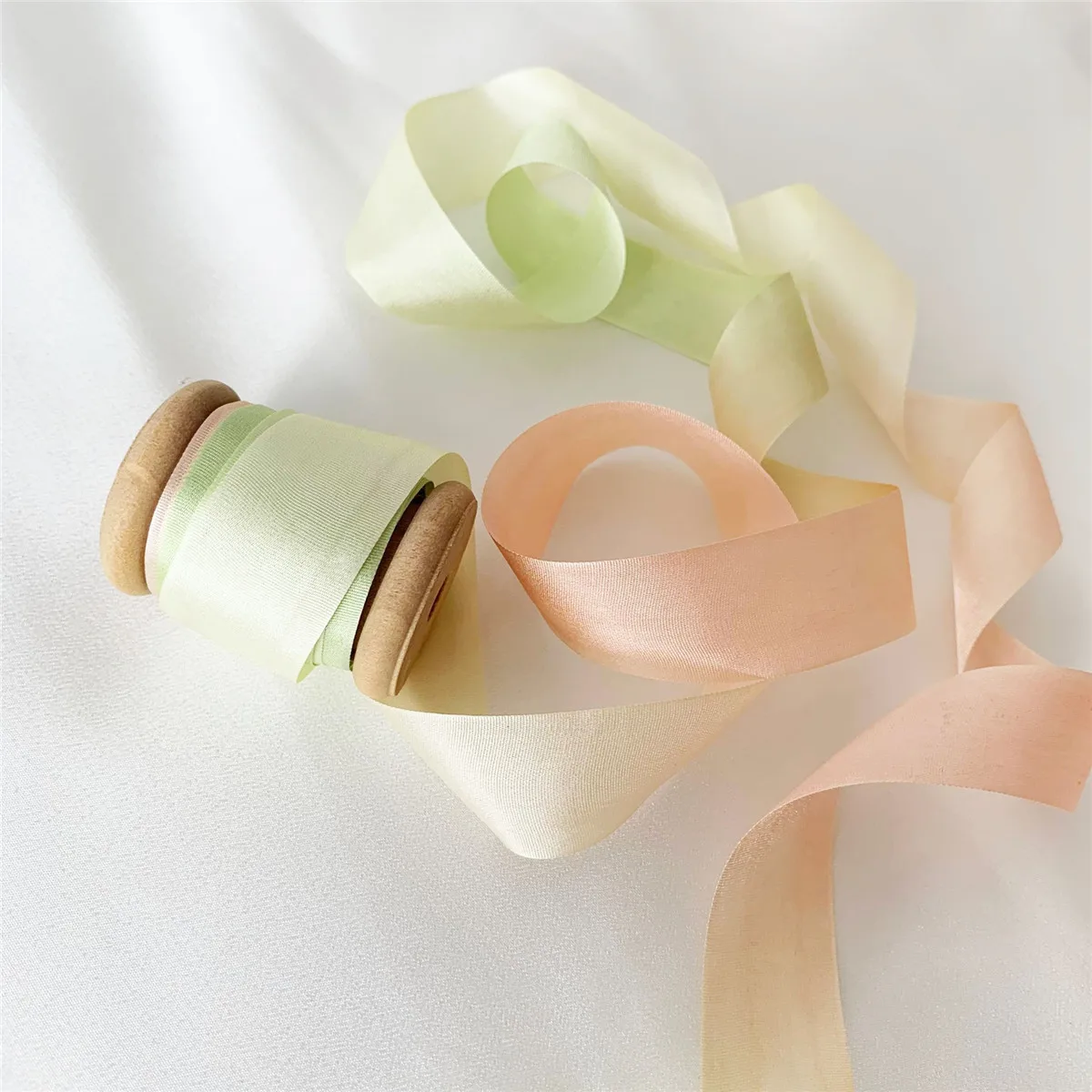 2mm 4mm 7mm 20mm V237 100% Pure Silk Embroidery Ribbon Thin Taffeta Ins Style Handcraft Embroidery Natural Pure Silk Ribbon