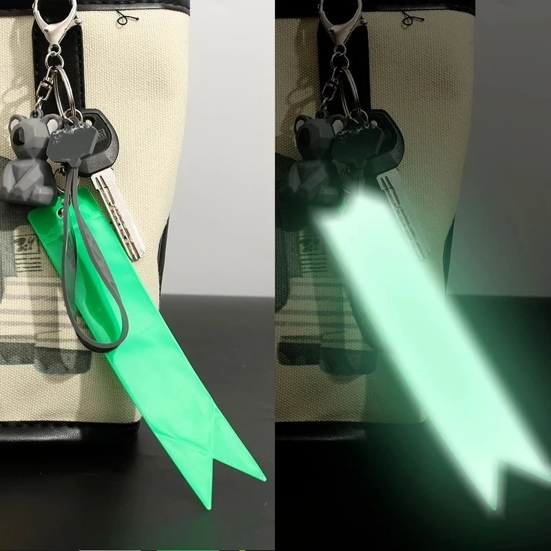 Night Reflective Keychains Bags Backpack Pendant Night Traffic Safety Protection Car Keyring Decoration Security Accessories