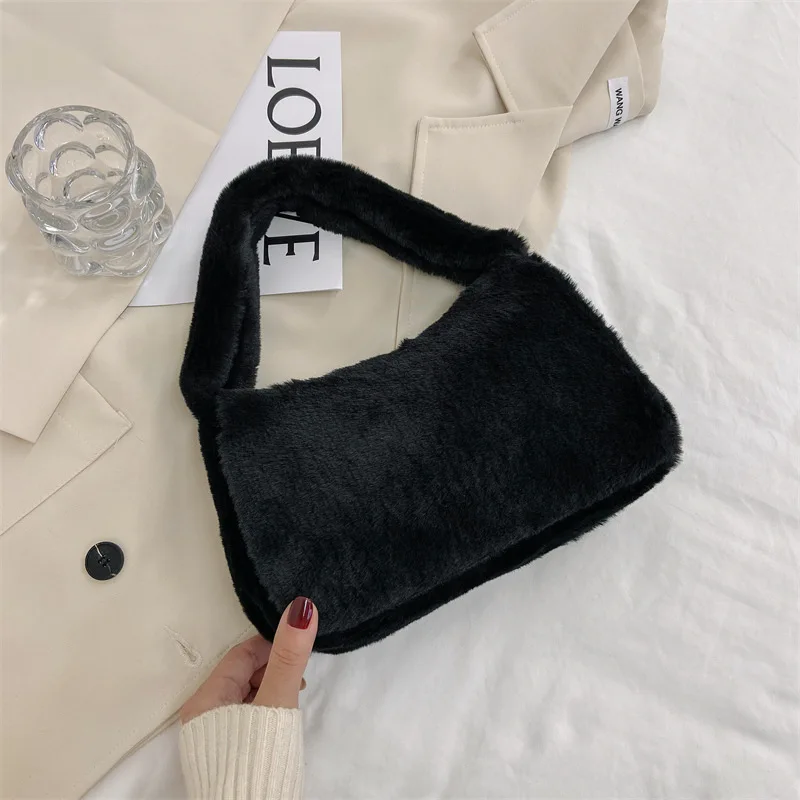 Bolso de hombro Hobos de felpa suave para mujer, bolso de mano peludo, bolso de mano para mujer, bolso de axilas femenino, diseño Simple, moda de invierno