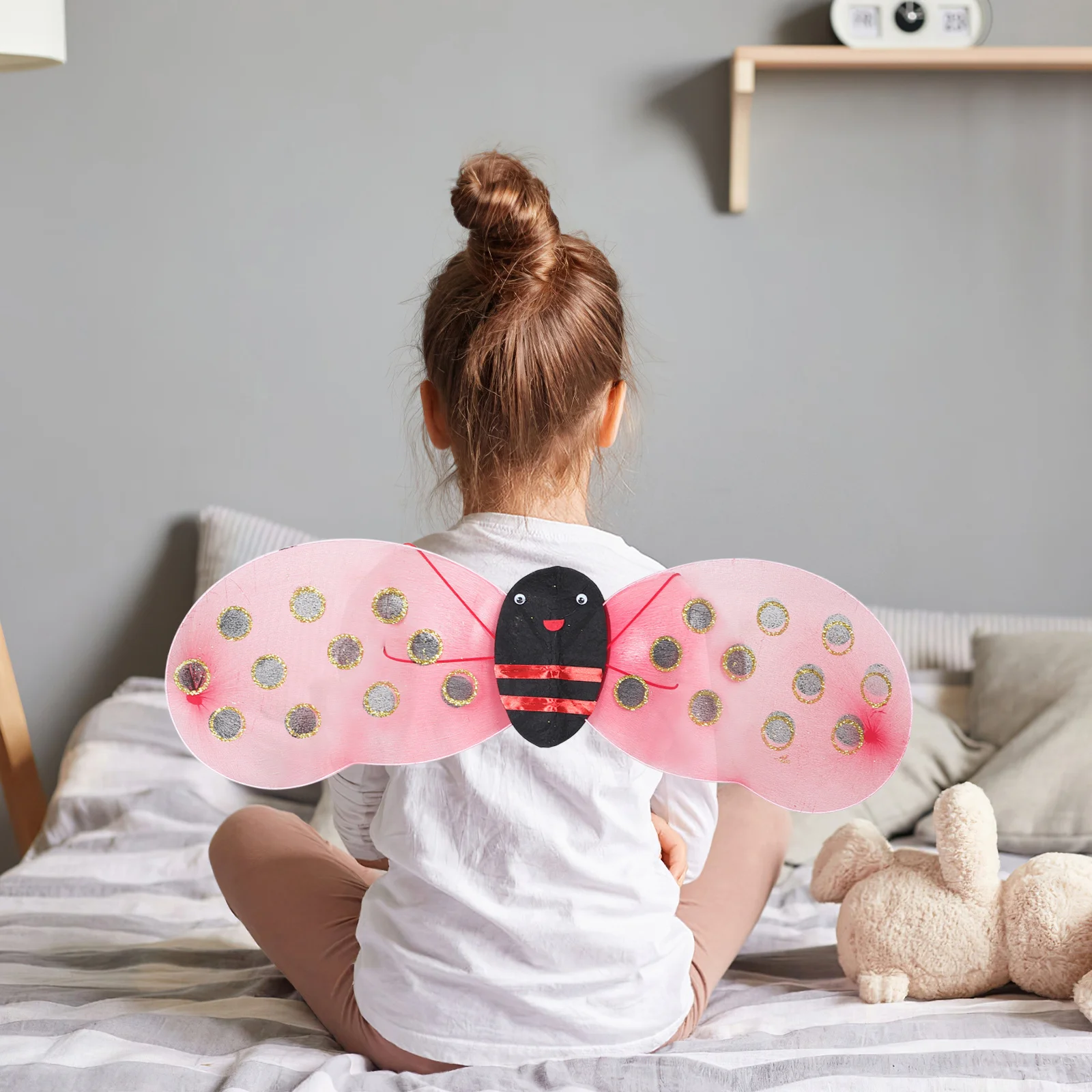 

Kids Ladybug Wings Dress Up Costume - Lightweight Foldable Design for Children Party Carnival Christmas Performance Stage Play