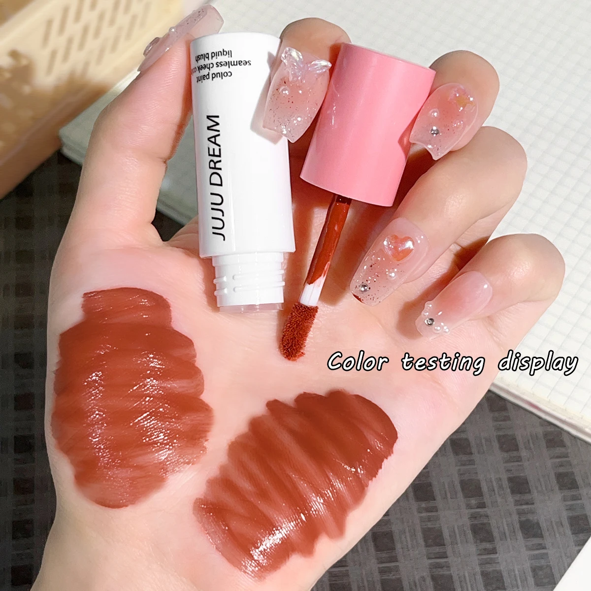 بودرة أحمر خدود سائلة، روج طبيعي، ملمع شفاه بيرليسسينت، متين، معزز للألوان، خفيف ومرطب، الكل في واحد #6